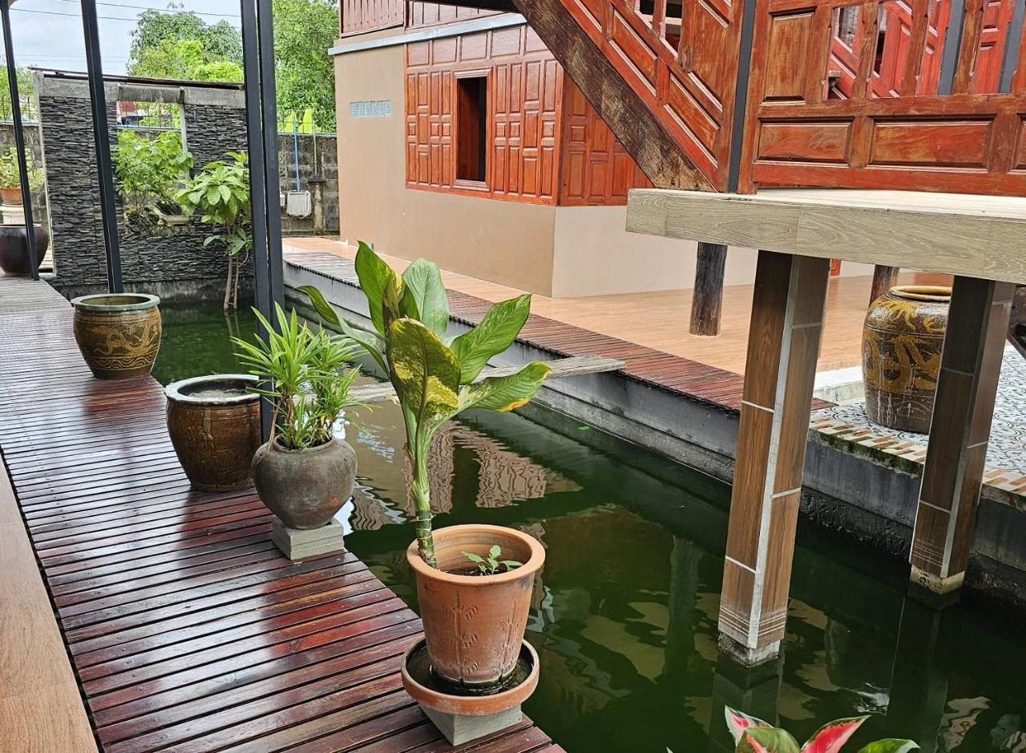 Nipatra Homestay 曼谷 外观 照片