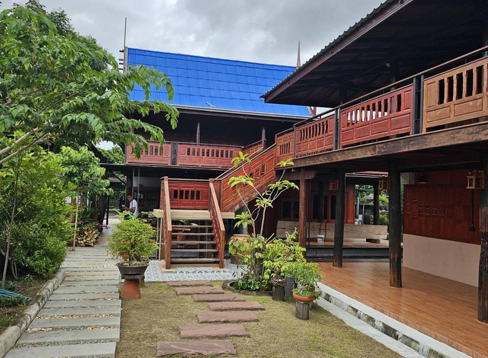 Nipatra Homestay 曼谷 外观 照片